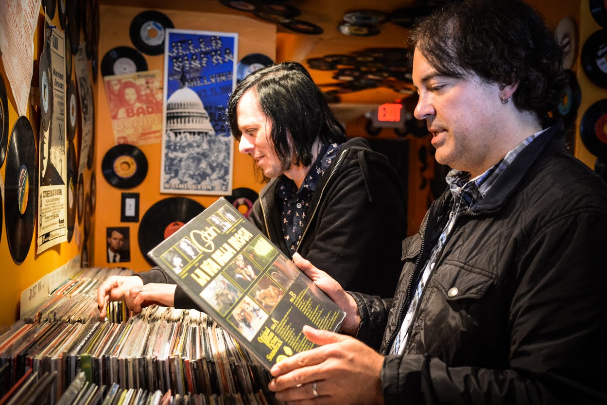 The Posies: In-store with The Vinyl District at Som Records (Lojinx)